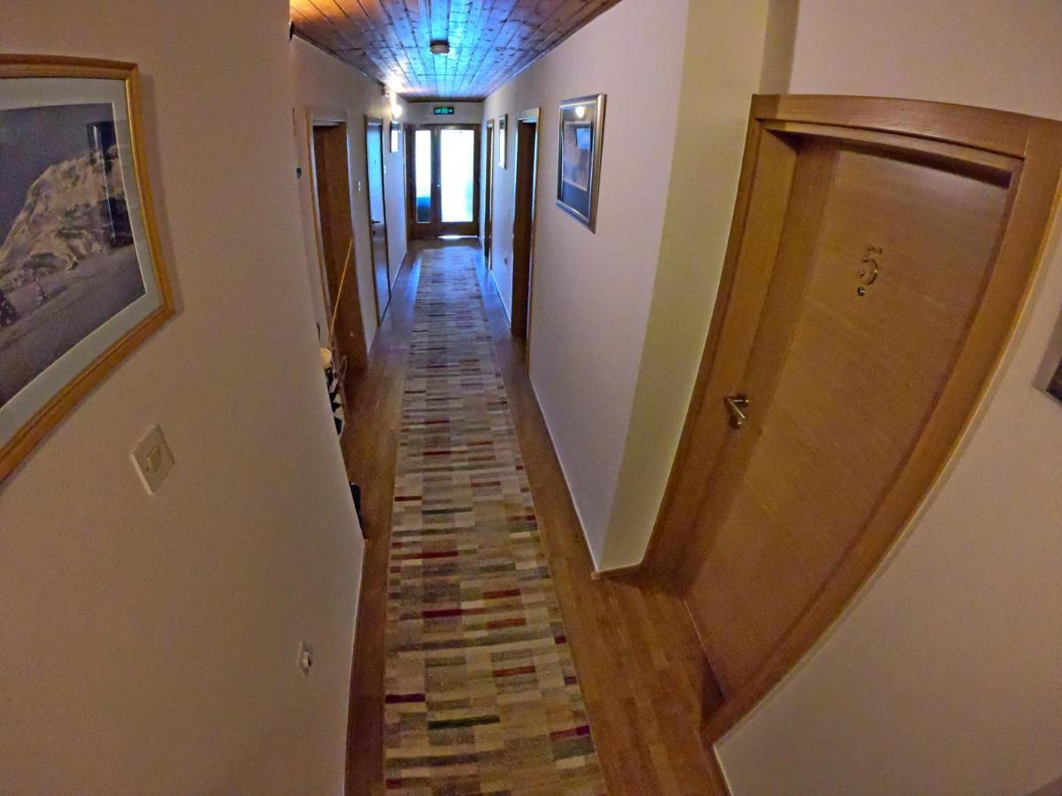 Hotel Bokeljski Dvori Котор Екстериор снимка